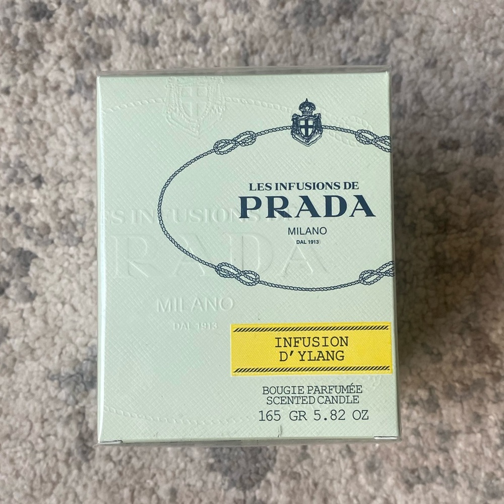 Prada Infusion D'Ylang Scented Candle